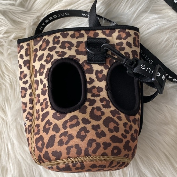 Hydro jug leopard print drink cup holder - Picture 4 of 11